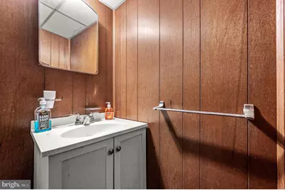 114 E Parkway Avenue, Chester, PA 19013 - Photo 24