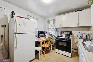 331 N 10th St, Darby, PA 19023 - Photo 6