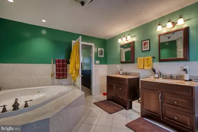 125 Joe Delgrosso Drive, Garnet Valley, PA 19060 - Photo 38