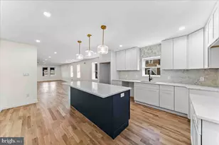 1090 Eddystone Ave, Crum Lynne, PA 19022 - Photo 1