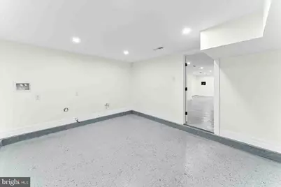 1090 Eddystone Avenue, Crum Lynne, PA 19022 - Photo 22