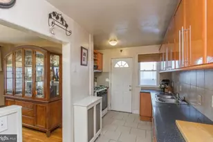 125 Heather Rd, Upper Darby, PA 19082 - Photo 8