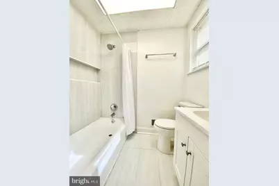 23 N Wycombe Avenue, Lansdowne, PA 19050 - Photo 2