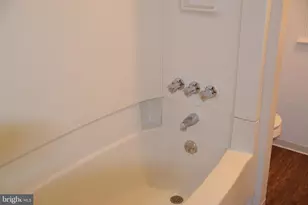 7042 Clinton Rd, Upper Darby, PA 19082 - Photo 28