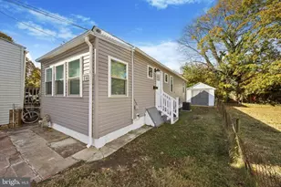 118 Bartram Ave, Essington, PA 19029 - Photo 2