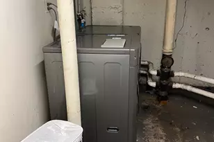 100 E Glenolden Ave, Glenolden, PA 19036 - Photo 20