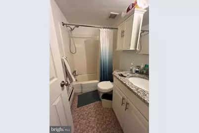 100 E Glenolden Avenue #E-12, Glenolden, PA 19036 - Photo 10