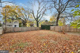 11 S Cedar Ln, Upper Darby, PA 19082 - Photo 4