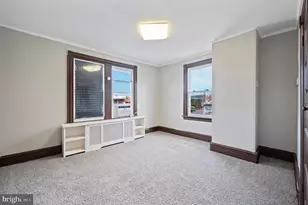 11 S Cedar Ln, Upper Darby, PA 19082 - Photo 20