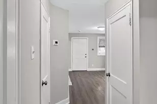 1001 Burnside Rd, Sharon Hill, PA 19079 - Photo 16