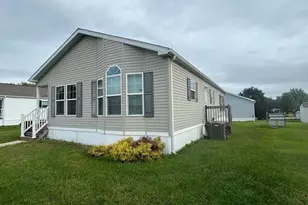 312 Winterset Rd, Garnet Valley, PA 19060 - Photo 2