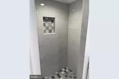 346 Parker Street, Chester, PA 19013 - Photo 24