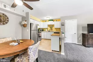 5200 Hilltop Dr, Brookhaven, PA 19015 - Photo 8