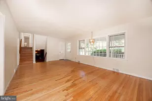 11 Ivy Ln, Glen Mills, PA 19342 - Photo 2