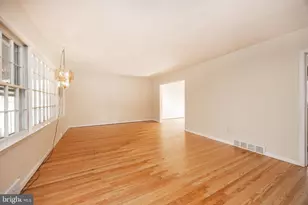 11 Ivy Ln, Glen Mills, PA 19342 - Photo 4