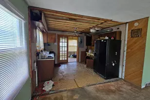 2434 Green St, Chester, PA 19013 - Photo 8