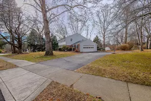 2500 Grant Rd, Broomall, PA 19008 - Photo 2