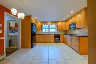 2500 Grant Rd, Broomall, PA 19008 - Photo 10