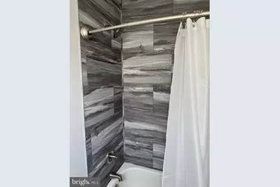 207 Carre Avenue, Essington, PA 19029 - Photo 8