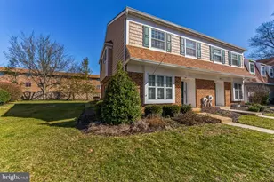 357 Saybrook Ln, Wallingford, PA 19086 - Photo 4