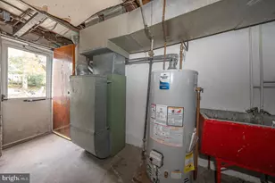 7819 Westview Ave, Upper Darby, PA 19082 - Photo 36