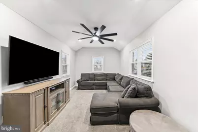 2330 Poe Road, Secane, PA 19018 - Photo 8