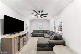 2330 Poe Rd, Secane, PA 19018 - Photo 8