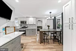 2330 Poe Rd, Secane, PA 19018 - Photo 16