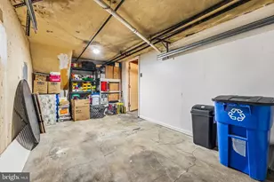 540 Snowden Rd, Upper Darby, PA 19082 - Photo 22