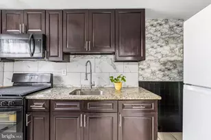 540 Snowden Rd, Upper Darby, PA 19082 - Photo 10