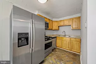 235 W Wyncliffe Ave, Clifton Heights, PA 19018 - Photo 8