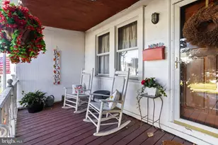 317 N Llanwellyn Ave, Glenolden, PA 19036 - Photo 4