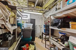 317 N Llanwellyn Ave, Glenolden, PA 19036 - Photo 26