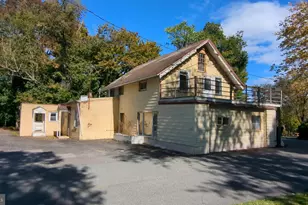 900 Main, Brookhaven, PA 19015 - Photo 38