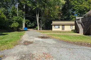 900 Main, Brookhaven, PA 19015 - Photo 16