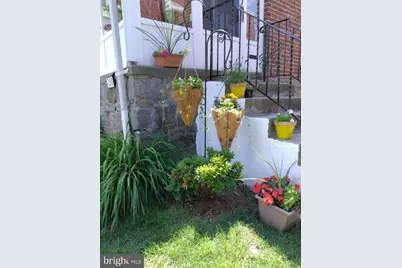 250 E Avon Road, Brookhaven, PA 19015 - Photo 4