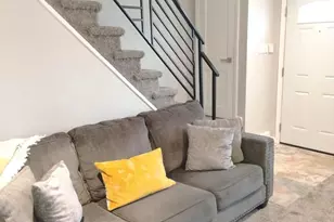 6669 Church Ln, Upper Darby, PA 19082 - Photo 6