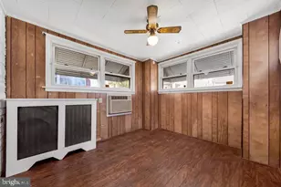 212 Heather Rd, Upper Darby, PA 19082 - Photo 4