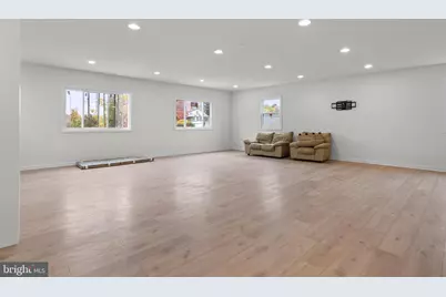 819 11th Avenue, Prospect Park, PA 19076 - Photo 8