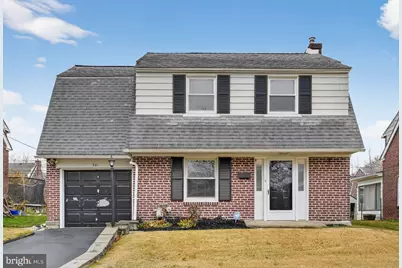 321 E Magnolia Avenue, Aldan, PA 19018 - Photo 1