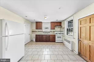 116 Richfield Rd, Upper Darby, PA 19082 - Photo 6