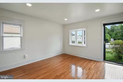 111 W Sylvan Avenue, Morton, PA 19070 - Photo 4