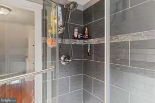 341 Congress Ave, Upper Darby, PA 19050 - Photo 34