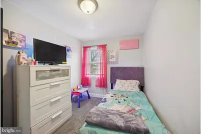 71 S Brighton Avenue, Upper Darby, PA 19082 - Photo 12