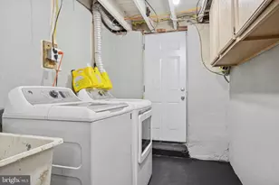 71 S Brighton Ave, Upper Darby, PA 19082 - Photo 14