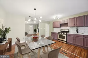 7046 Radbourne Rd, Upper Darby, PA 19082 - Photo 4