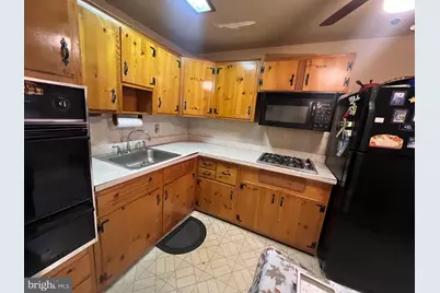 1501 Tribbett Avenue, Sharon Hill, PA 19079 - Photo 6