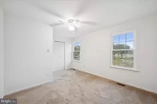 86 Louis James Ct, Upper Chichester, PA 19014 - Photo 12