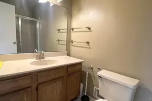 86 Louis James Ct, Upper Chichester, PA 19014 - Photo 10