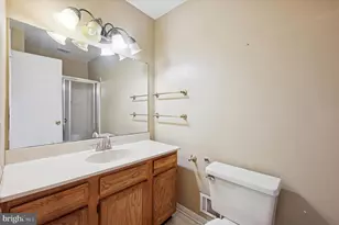 86 Louis James Ct, Upper Chichester, PA 19014 - Photo 16